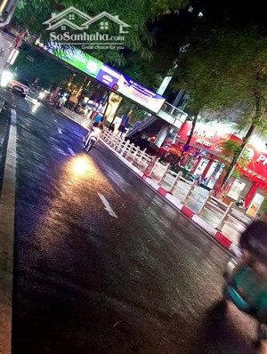 mặt phố thái hà vỉa hè rộng kinh doanh sầm uất dòng tiền khủng 