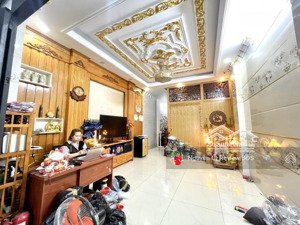 bán nhà 5 tầng mặt tiền lê văn quới gần ngã tư bốn xã giá 8.33 tỷ