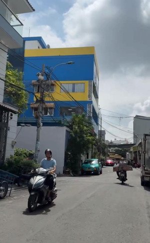 2mặt tiền kd thạch lam nd, 4tầng btct thang máy vi vu, 5x15m không lg, oto đậu đỗ ngày đêm 3c