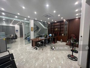 biệt thự liền kề 2 mặt tiền 144m 33.5 tỷ khu vip xuân phương garden, vỉa hè rộng, nội thất sang