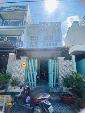 bán nhà 1 trệt 1 lầu 100m2, hxh đường đình phong phú, q9, chỉ nhỉnh 3 tỷ.