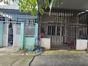 nhà cấp 4 kế bên làng đại học quốc gia tphcm vào 600m.