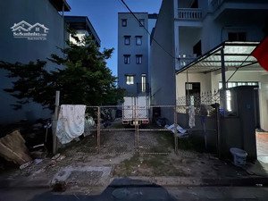 phân lô ô tô tránh - vỉa hè 1m - ngõ thông - đủ tiện ích xung quanh