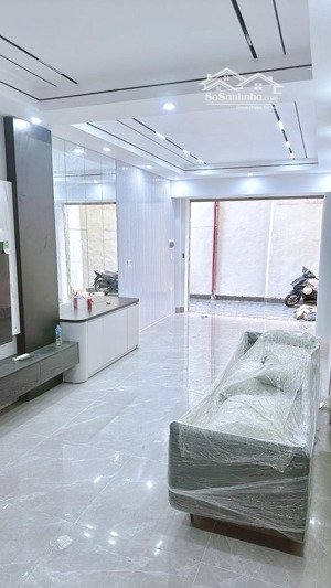 hồng tiến thông sang hoàng như tiếp- nhà đẹp - 6 tầng thang máy - vài bước ra đường ô tô