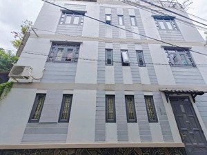 nhà 4 tầng - 45m2 - hẻm trước nhà 4m - hoàng hoa thám, bình thạnh - chỉ hơn 5 tỷ