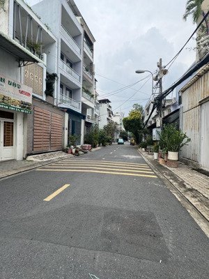 bán nhà 88m2 4 tầng nguyễn thị thập q7 nhà hoàn công đủ, chỉ 8 tỷ25