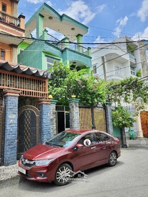 nhà phố lô gốc 2 mặt tiền - hẻm ôtô trước nhà rộng 10m - đỗ xuân hợp