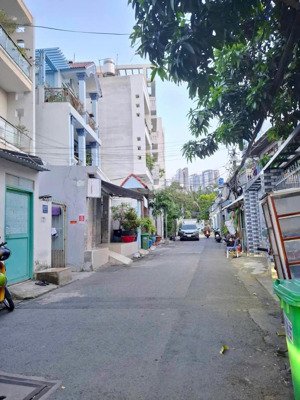 bán nhà lâm văn bền quận 7, diện tích 85m2 vuông vức giá chỉ 6 tỷ hơn, hoàn công đầy đủ