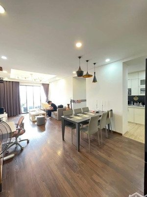 bán chcc 3pn+2wc tại cầu tiên, 1227 đường giải phóng, hoàng mai,dt 96m2, 6,2 tỷ ,nội thất đầy đủ