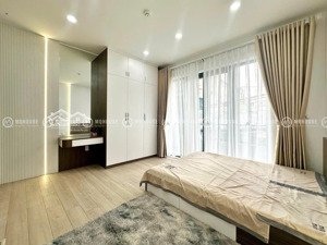 căn hộ studio ban công full nội thất ngay ngã tư bảy hiền