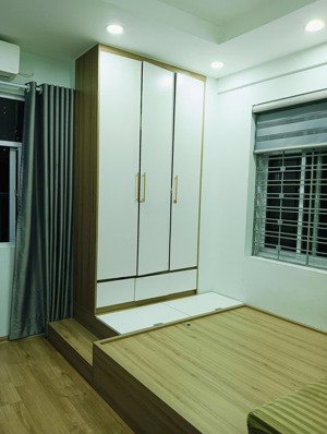 bán chung cư trần quý kiên, cầu giấy - căn góc, tầng trung - 2 ban công - 2 ngủ