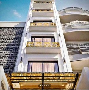 bán nhà khu phân lô hồng hà ô tô chạy vòng quanh mới cứng thang máy cực hiếm