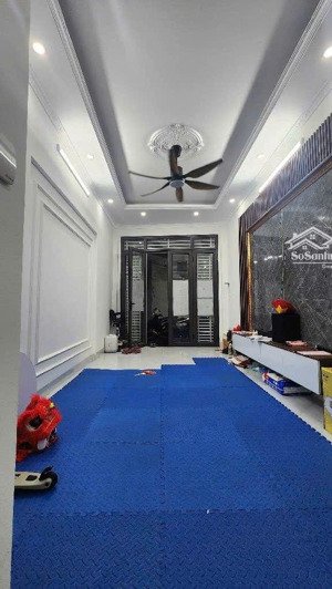 tân mai hoàng mai 40m, 5 tầng trung tâm , ở ngay , đầu tư tốt