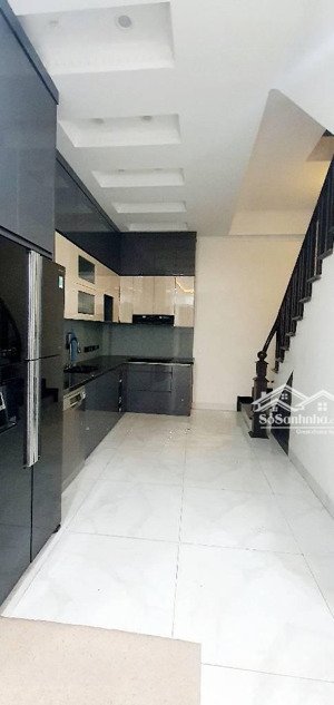 nhà đẹp, hiếm phố ngọc lâm cần bán gấp