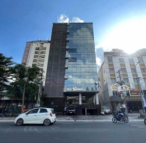 building siêu hot sàn suốt mặt tiền đường 289-291 lý thường kiệt quận 11
