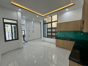 bán nhà 2 tầng hẻm 2 oto phú nông, nhà mới đẹp gần vĩnh điềm trung, khu an ninh