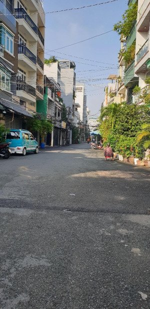 nhà âu dương lân q8, 4 tầng, dtsd 160m2, nhỉnh 6 tỷ, nội thất cao cấp, vài bước chân ra hẻm xe tải.