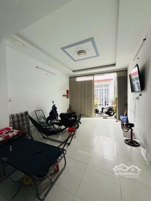 hẻm 4m - 4 tầng - 55m2 - khả năng khai thác 50tr/1 tháng - an ninh - chỉ 8 tỷ