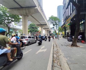 bán nhà mặt phố cầu giấy 45m2 5tâng giá 30ty