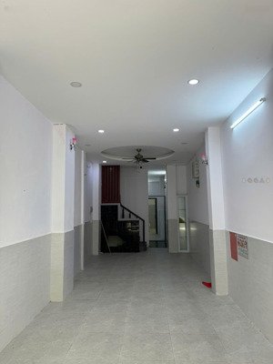 *bán nhà 5 tầng mặt tiền bà triệu - nha trang .