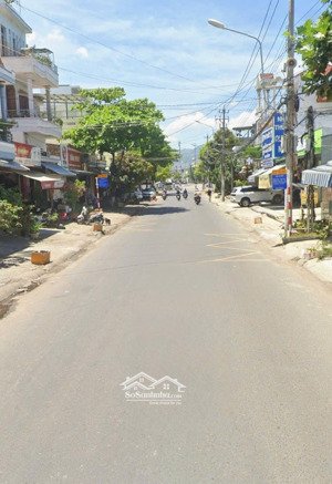 bán nhà đường tôn đức thắng mặt tiền kinh doanh dt70m giá 5.3 tỷ