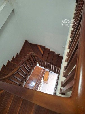 còn duy nhất 1 căn 3 tầng gần vin cổ loa trung tâm triển lãm đông hội, đông anh