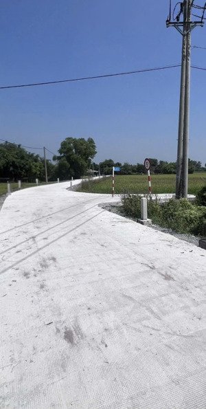 bán gấp lô góc 1096m2 xã phước thạnh huyện củ chi tphcm ( 27m x 40m ) sổ sẵn