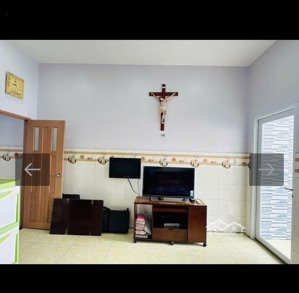 phạm văn hai sát trường sa - hẻm trước nhà 5m - 44m 3 tầng 4pn - chỉ 6.8 tỷ.