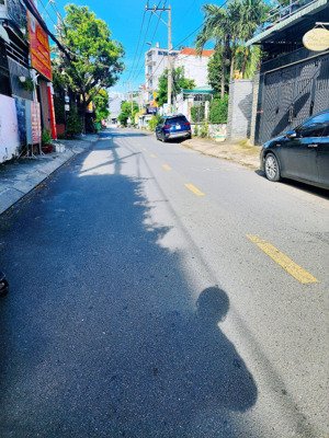 nhà hẻm xe hơi 70m2, ngang 5m, 1 căn duy nhất chỉ 5.8 tỷ thương lượng.