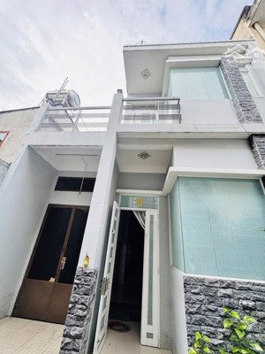 bán nhà 2 tầng (91m2 đất) sát mặt tiền phạm thế hiển p6, q8