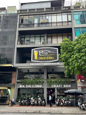 cho thuê nhà mặt phố yên lãng, mặt tiền lớn 6m, diện tích 60 x 4 tầng, vỉa hè rộng, đỗ xe thoai mai