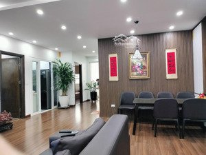 bán gấp căn hộ chung cư đẹp tại c18 xuân la, giá 8,5 tỷ