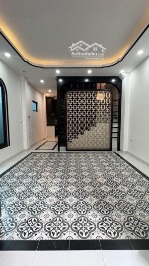 cần bán nhà : đường tây mỗ- nam từ liêm : 58m, 5 tầng, thang máy giá chỉ 8,4 tỷ.