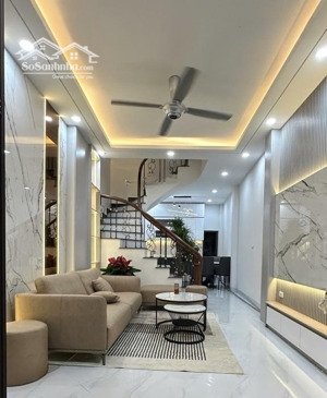 [đẹp không tì vết] bán nhà minh khai, 3 mặt thoáng sáng, nội thất long lanh sẵn ở, 41m, nhỉnh 10 tỷ