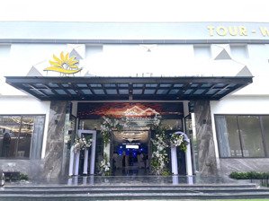 bán trung tâm hội nghị tại hoàng quốc việt, bãi cháy, hạ long, quảng ninh, 1589 m2