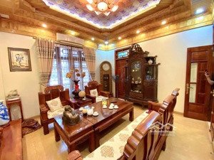 bán nhà thái hà, 50m, 4 tầng, giá 9.6 tỷ, cách ô tô chỉ 10m, nhà dân xây cực chắc, chủ cần bán gấp.