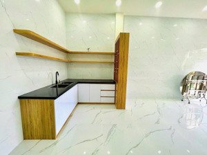 bán nhà mới đẹp đường hoàng hữu nam ( p.long thạnh mỹ quận 9 )