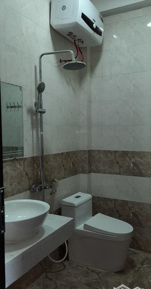 nhà trung tâm hà nội, lịch sự, ô tô tránh trại cá, trương định 54m2 x 4,5 tầng 19,5 tỷ