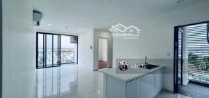 căn hộ 3 phòng ngủ, nội thất cơ bản 104 m2 căn góc - giá thuê 17.5 tr/tháng lh tú cata 