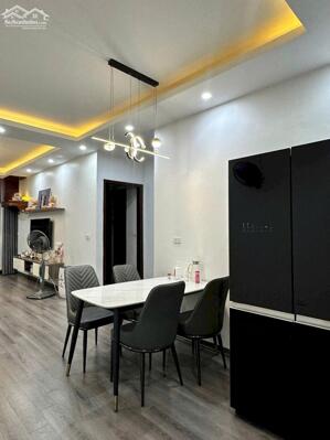 Bán chung cư VOV Mễ Trì, 80m2, 2 ngủ 2 vs. Full đồ. Sổ đỏ. 6,2 tỷ.0907 833 787
