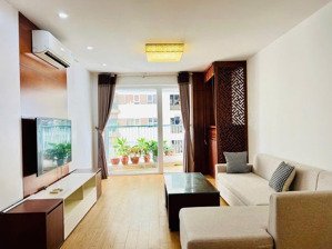 cần bán căn hộ 3 phòng ngủ victoria văn phú full đồ đẹp lh 