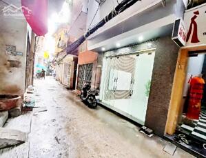 Bán nhà 5 tầng Nguyễn Trãi, 2.8 tỷ, ngõ thoáng