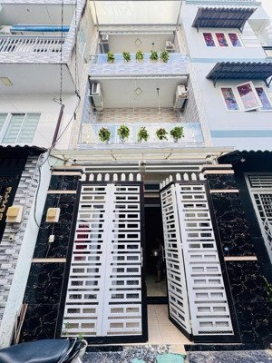 nhà 3 lầu - hẻm xe hơi - phạm văn hai và lê văn sỹ - 44m2 - giá 6.9 tỳ