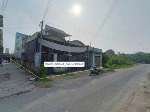 bán 2 căn nhà mặt tiền + dãy trọ: 600m2 ( 10x60 ) - trung lập thượng - củ chi . giá 4 tỷ 500 triệu