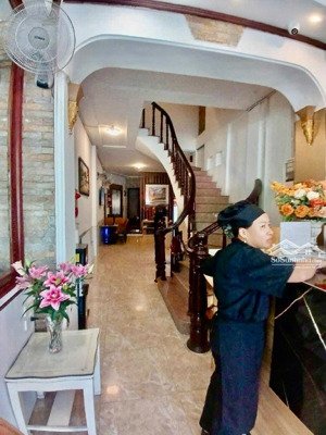 siêu phẩm mp thanh nhàn vỉa hè rộng dòng tiền 1.2 tỷ/năm thang máy gần phố cổ