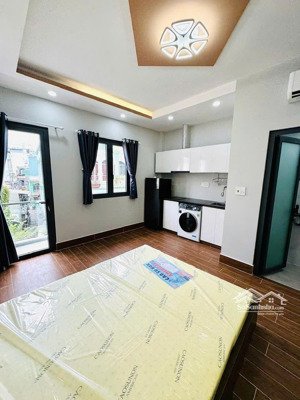 bán căn hộ dv cao cấp -p3 - lạc long quân - tân bình - hẻm xe tải tránh -40m2