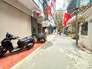 bán nhà phố trung kính dt -65m 5 tầng mt 5m giá 22.5 tỷ vị trí đỉnh, ngõ thông, kinh doanh -