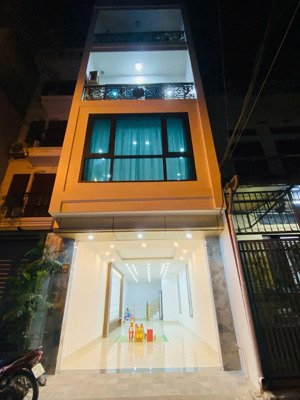 bán nhà riêng tại phường bồ đề, long biên, hà nội 67,72 m2, nhà cc đẹp, nhiều tiện ích