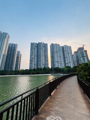 ch 2pn toà i2 imperia smart city - dt 54m2, full nội thất, sẵn sổ, view hồ siêu đỉnh, giá 5,x tỷ!