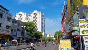 nhà gần nặt tiền nguyễn sơn, hẻm xe tải tránh, 102m ,giá chỉ 11.x tỷ